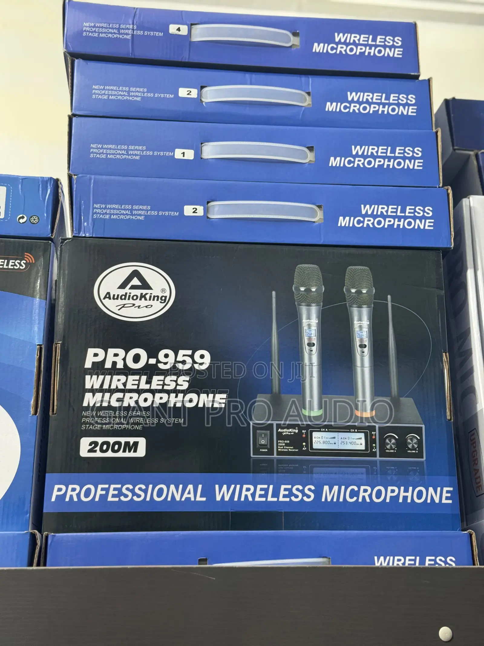 Audio King Pro-959 Wireless Microphone System