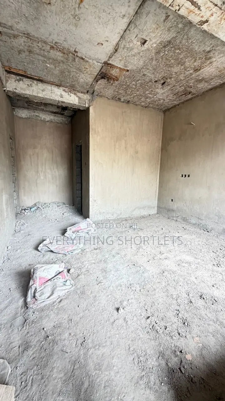 6bdrm Duplex in Maitama for sale