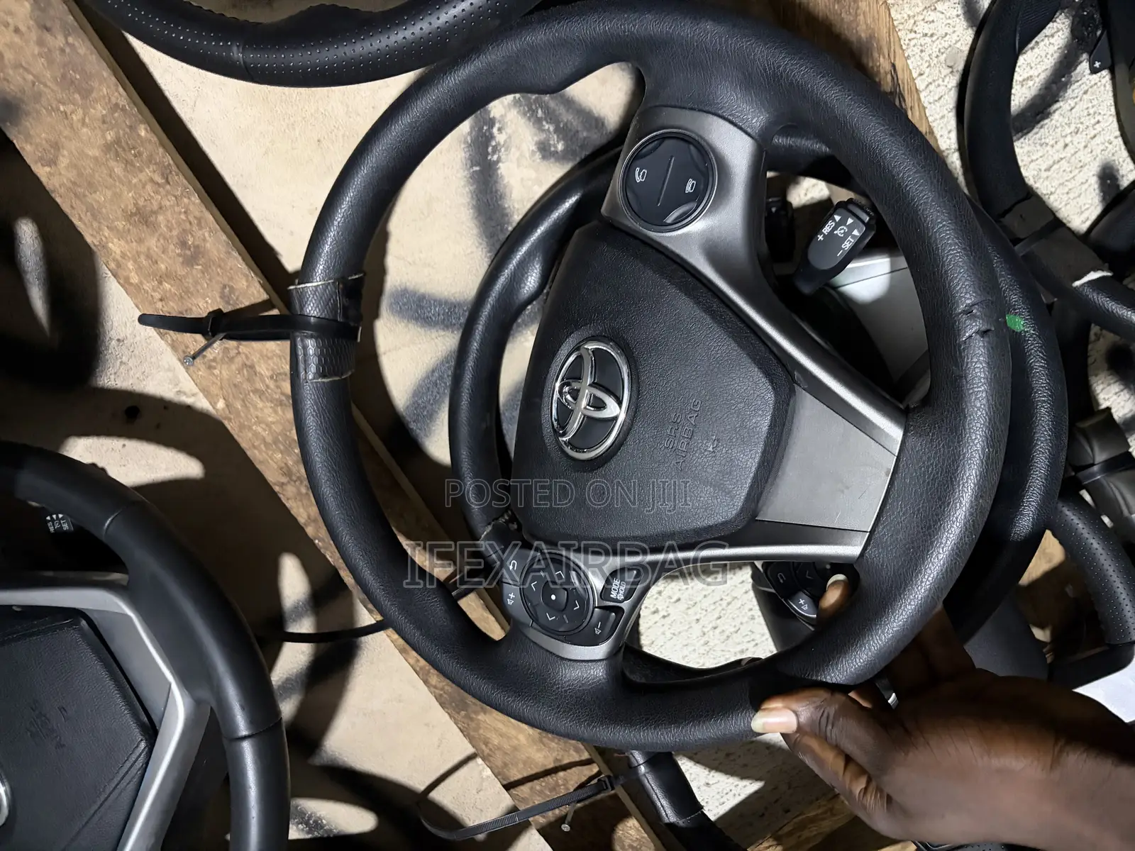 Complete Steering Venza 2015 Model