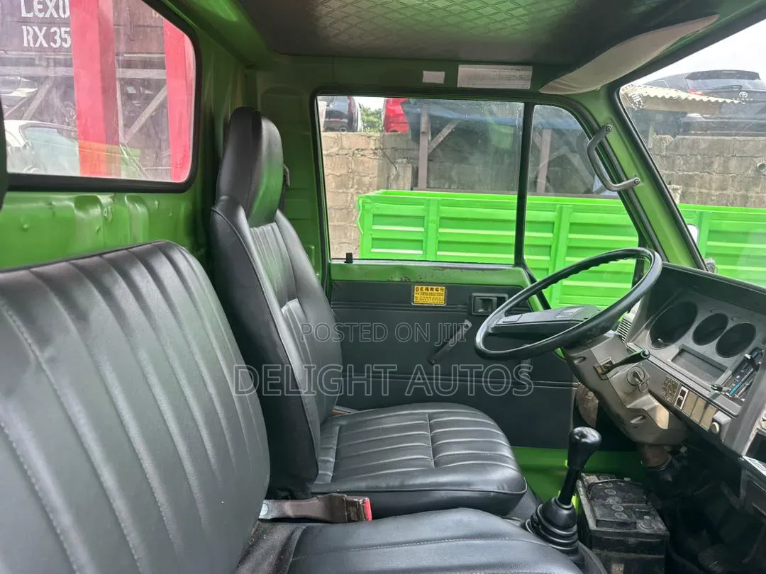 Toyota Dyna 300