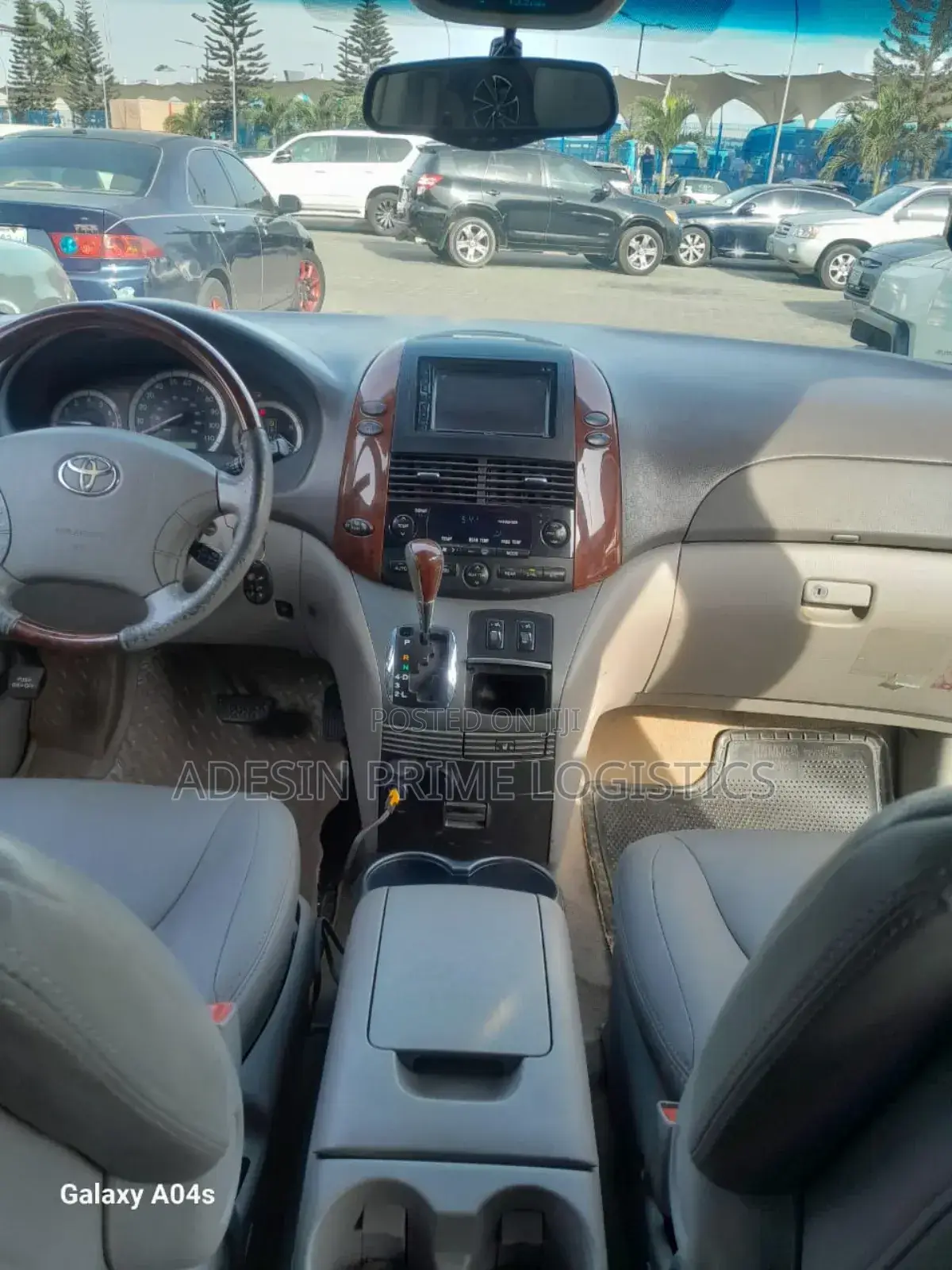 Clean Sienna for Rent/Hire