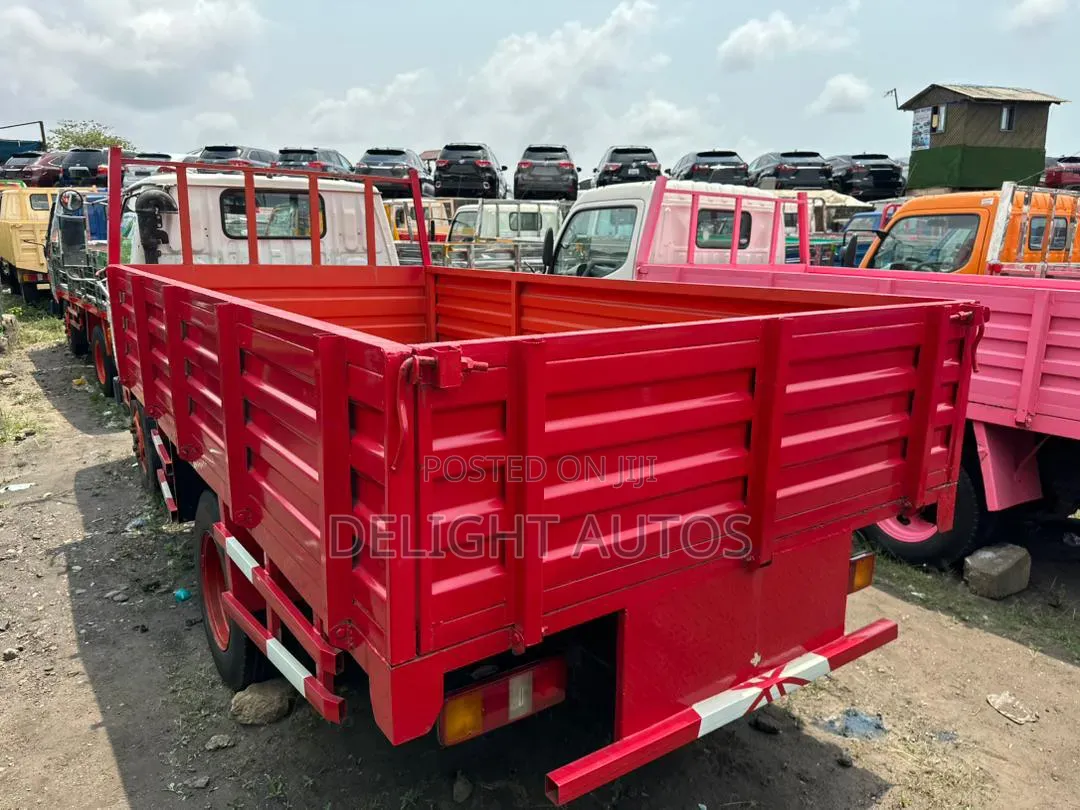 Toyota Dyna 200