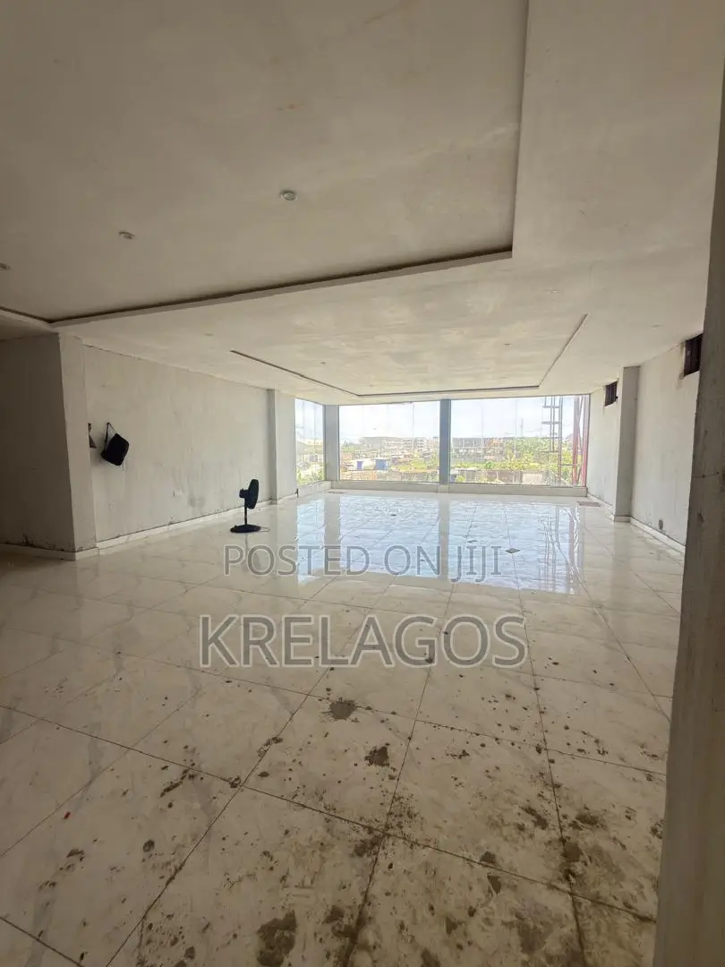 Prime Commercial Space for Lease