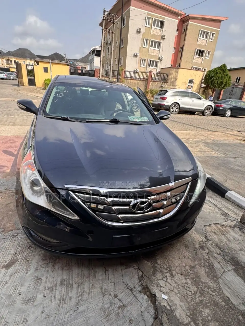 Hyundai Sonata Limited 2.0T Sedan (2.0L 4cyl 6A) 2011 Gray