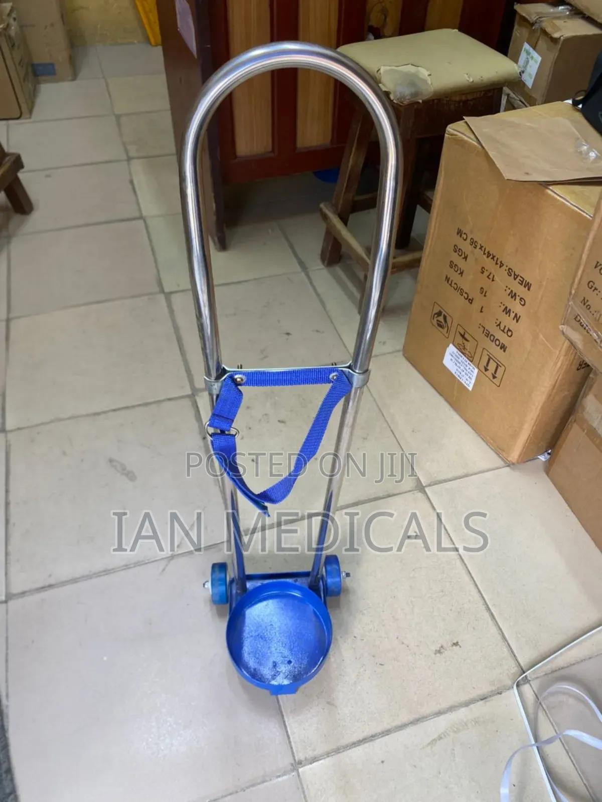 Oxygen Cylinder Trolley