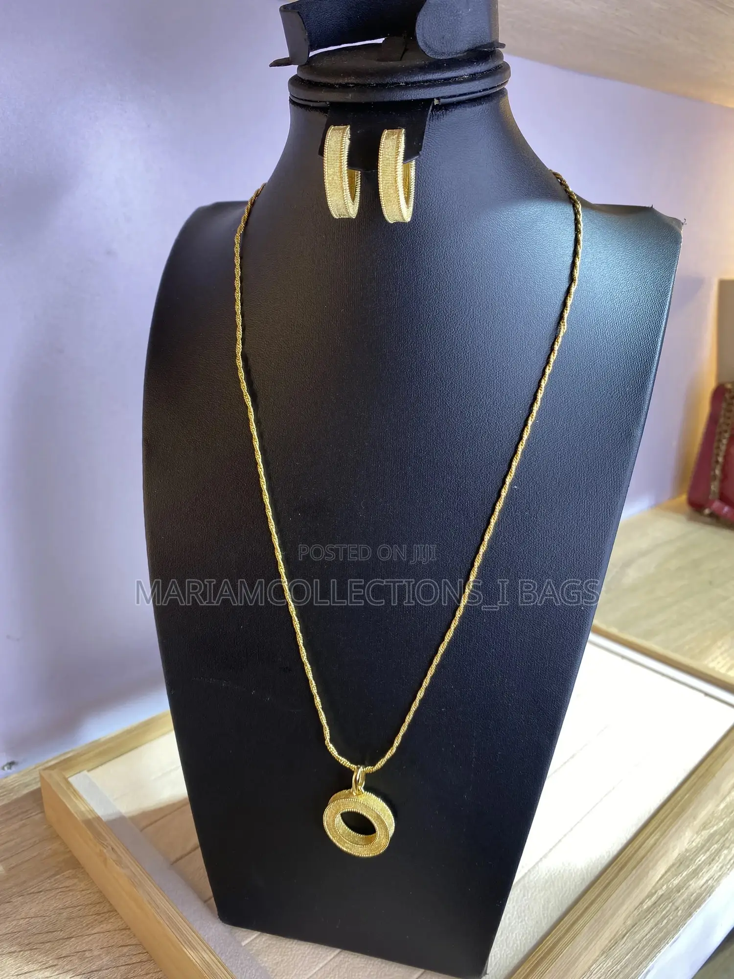 Necklace 20 Inches