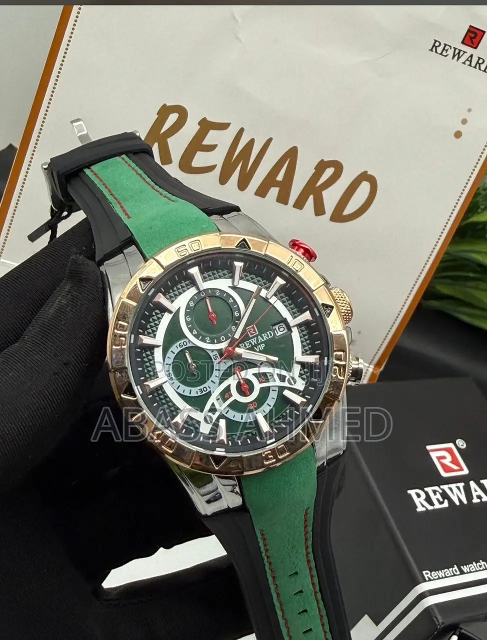 Reward for Men Active Chronograph Comes Fully Boxed