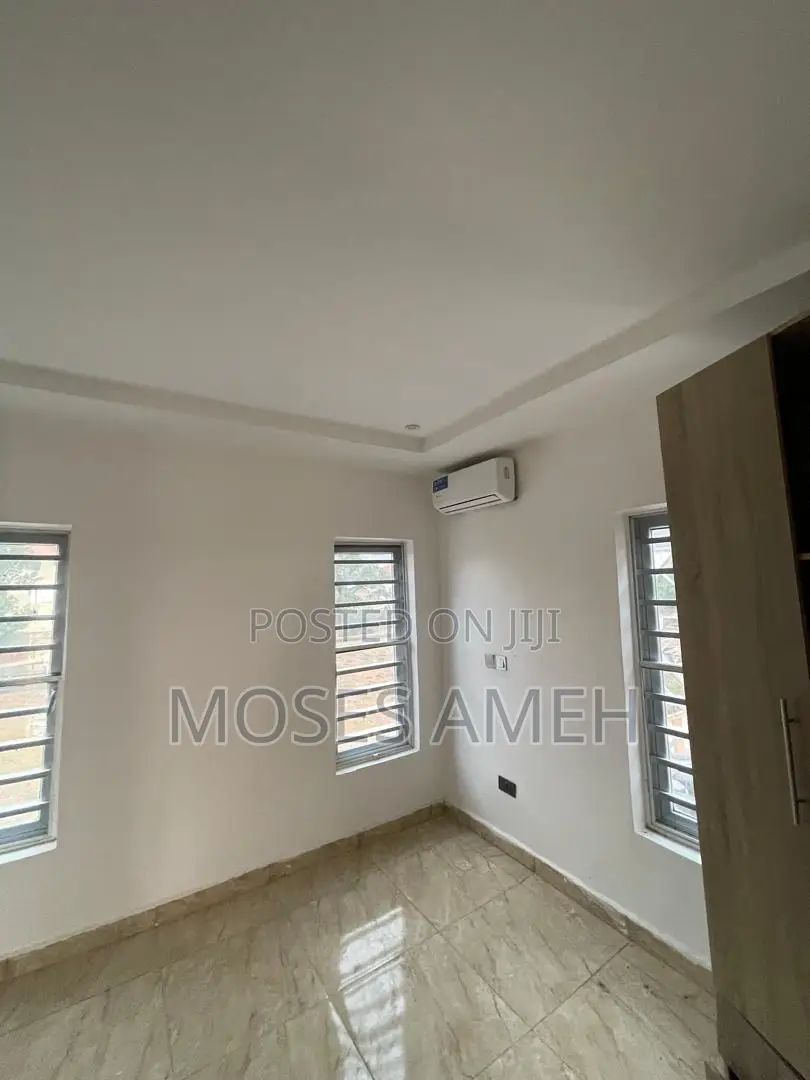3bdrm Block of Flats in Katampe (Main) for sale