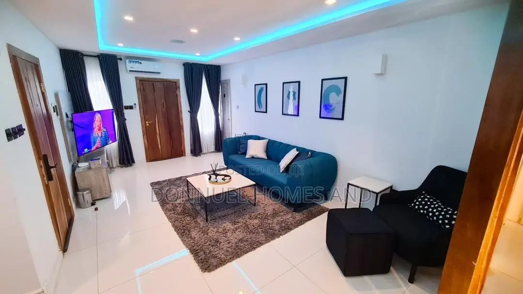 Furnished 3bdrm Apartment in Lekki Phase 1 for rent