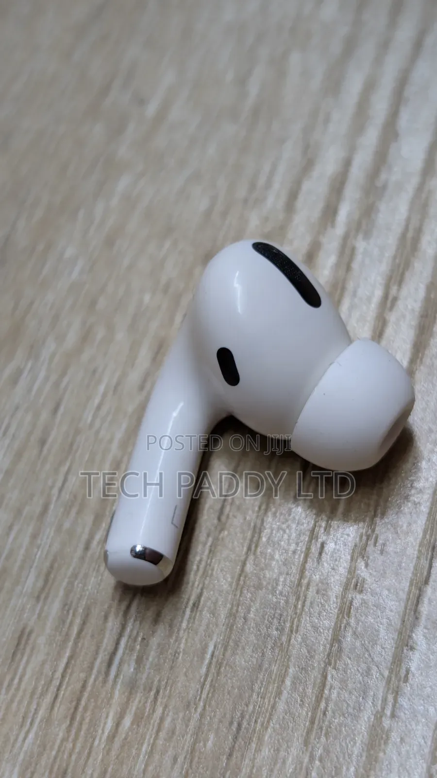 95% New Apple Airpods Pro (1st Gen) - Left Ear