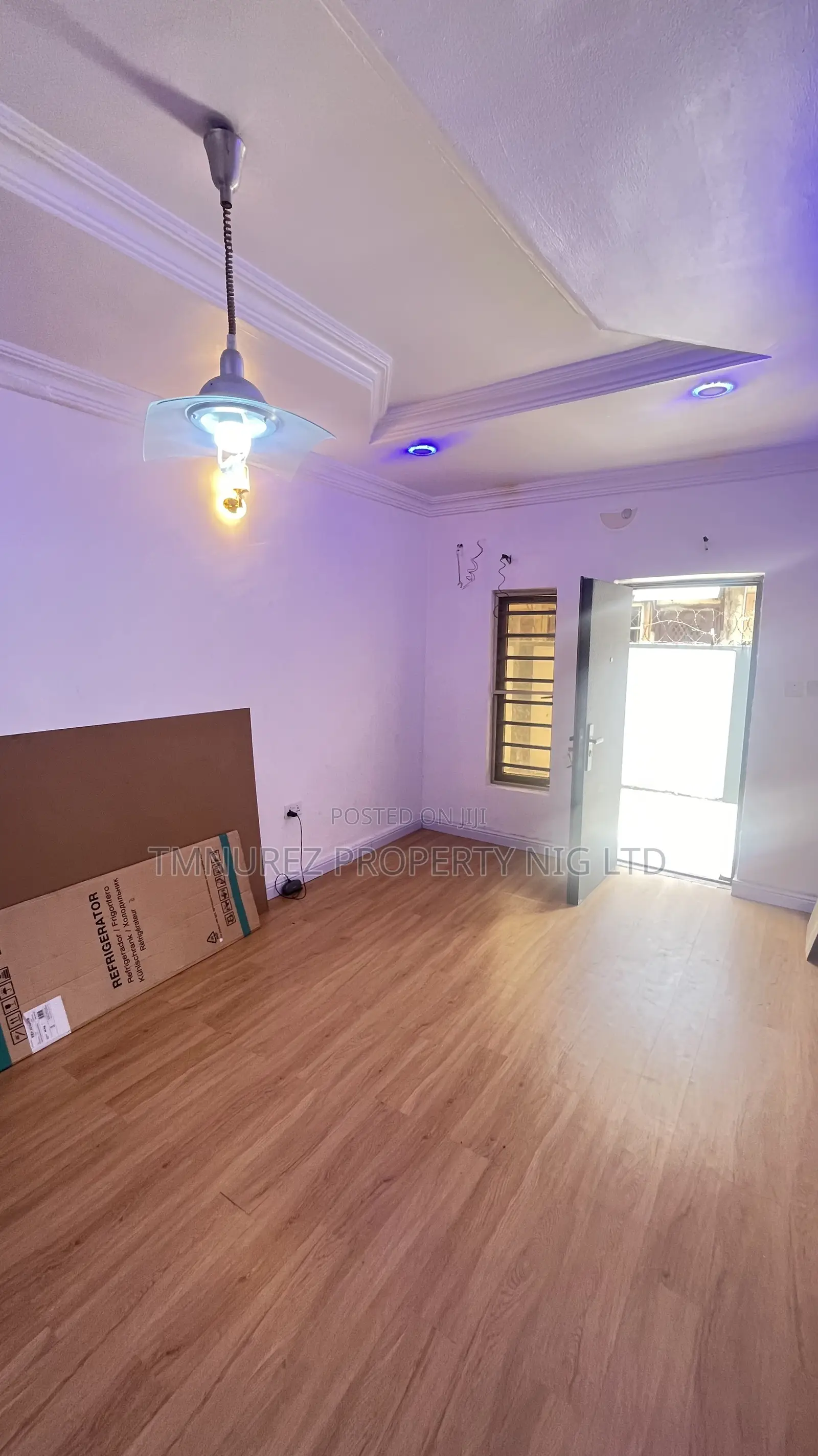 1bdrm Apartment in Lekki Phase 1 for rent