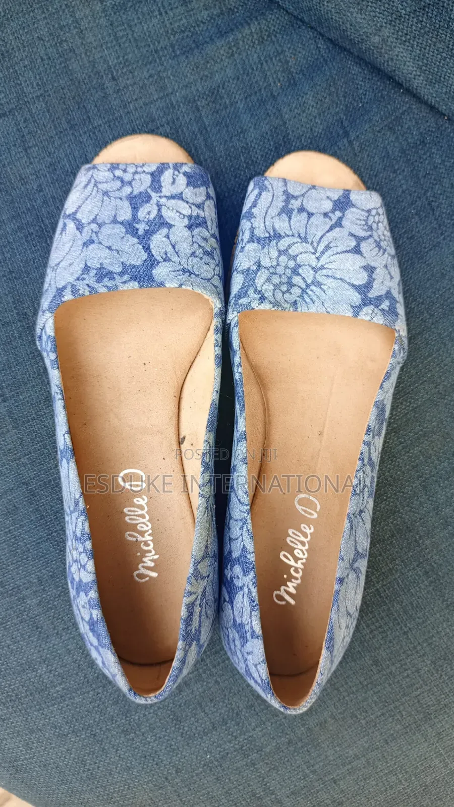 Ladies Shoe