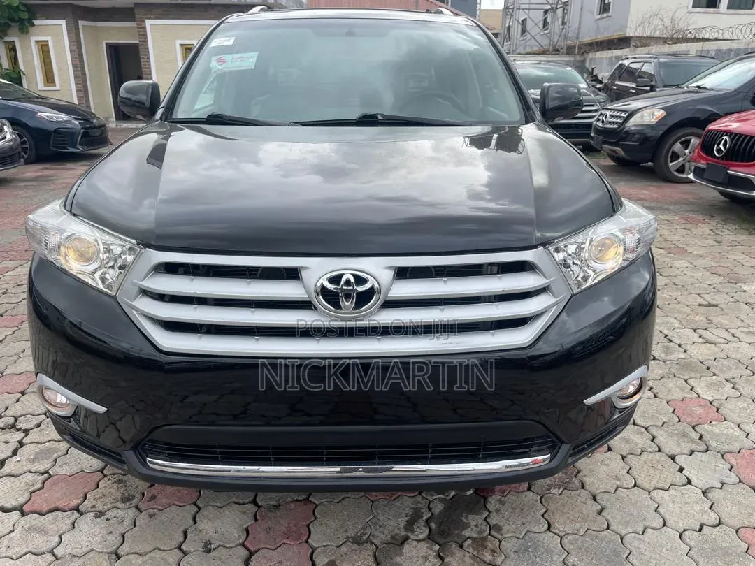 Toyota Highlander Limited 2010 Black
