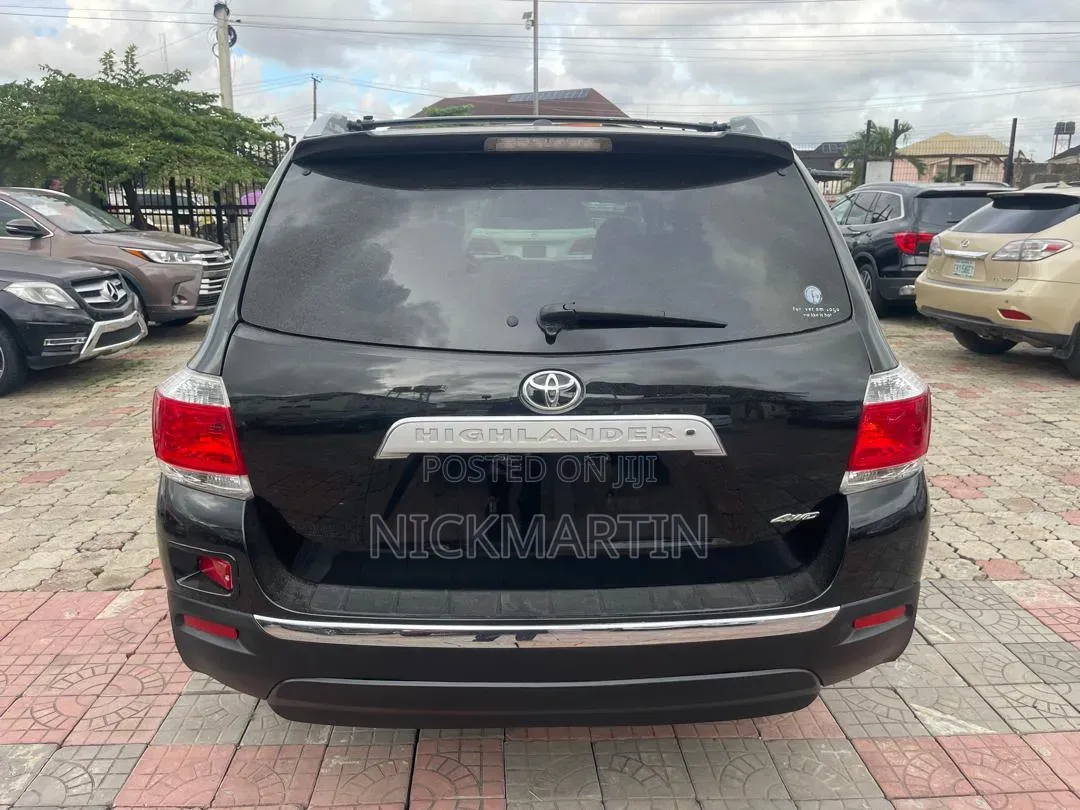 Toyota Highlander Limited 2010 Black