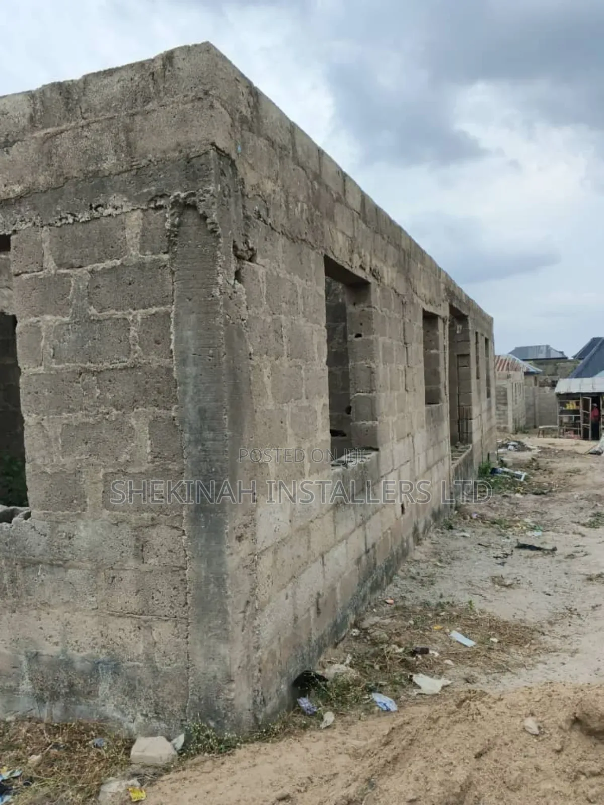 4bdrm Bungalow in Odeyare, Ona-Ara for sale