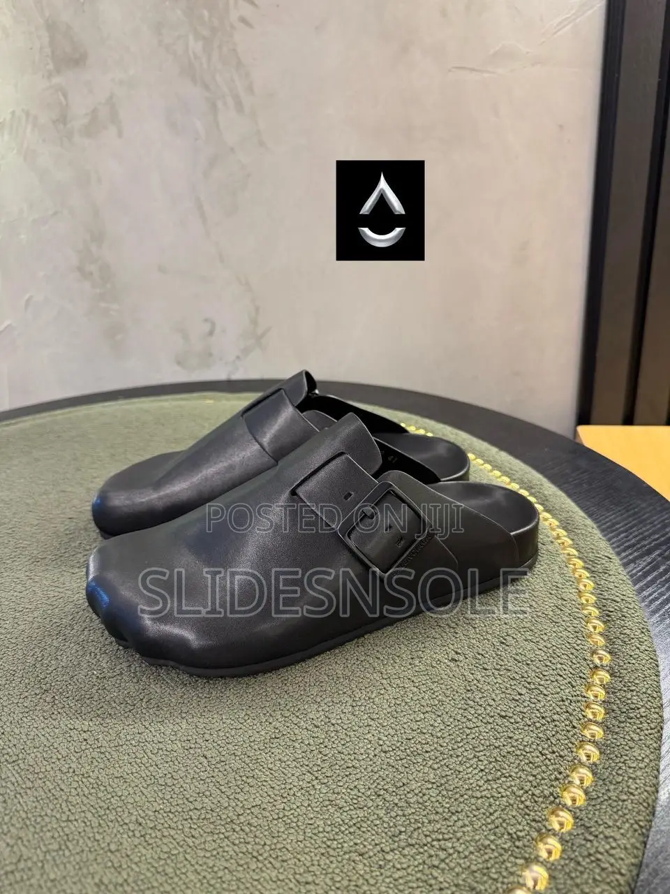 Balenciaga Sunday Leather Mule