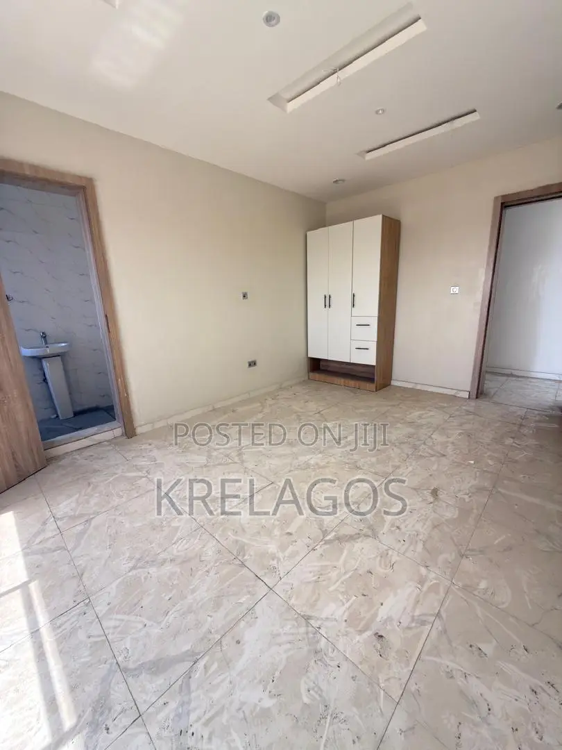 3bdrm Apartment in Abijo for sale