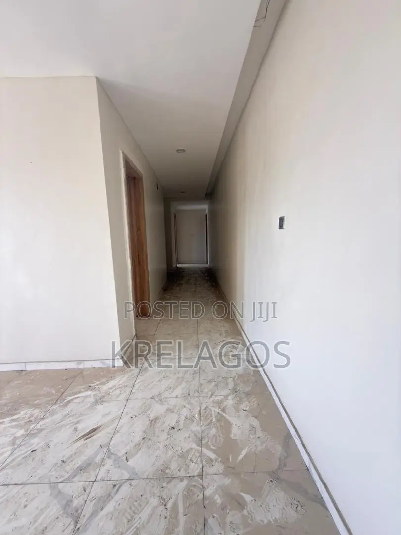 3bdrm Apartment in Abijo for sale
