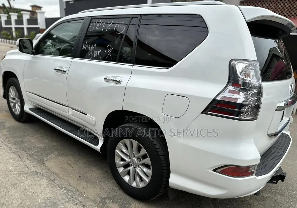 Lexus GX 460 Base 2014 White
