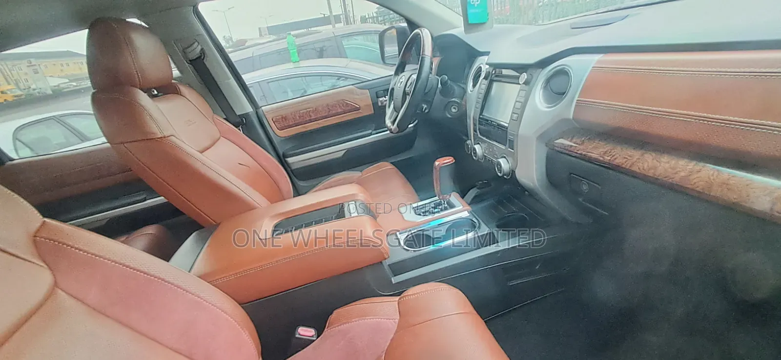 Toyota Tundra 1794 4dr CrewMax 4WD SB (5.7L 8cyl 6A) 2014 Brown