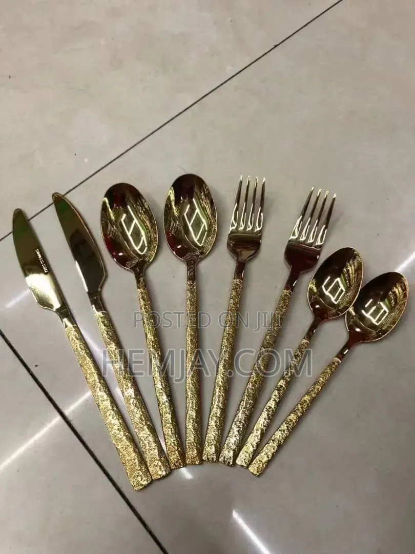 (8pcs) Luxurious Golden Spoon, Fork And Knife