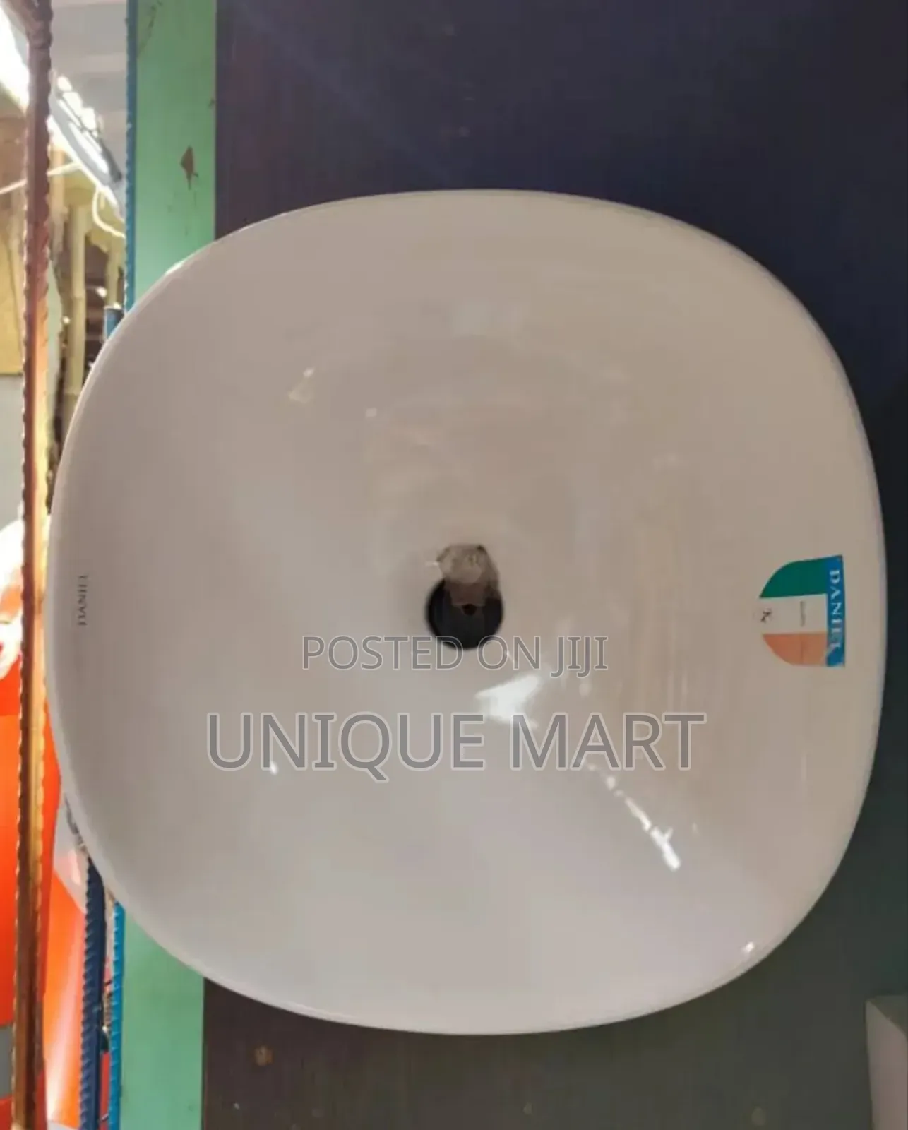 41 by 41 Cm Round Shaped Countertop Basin