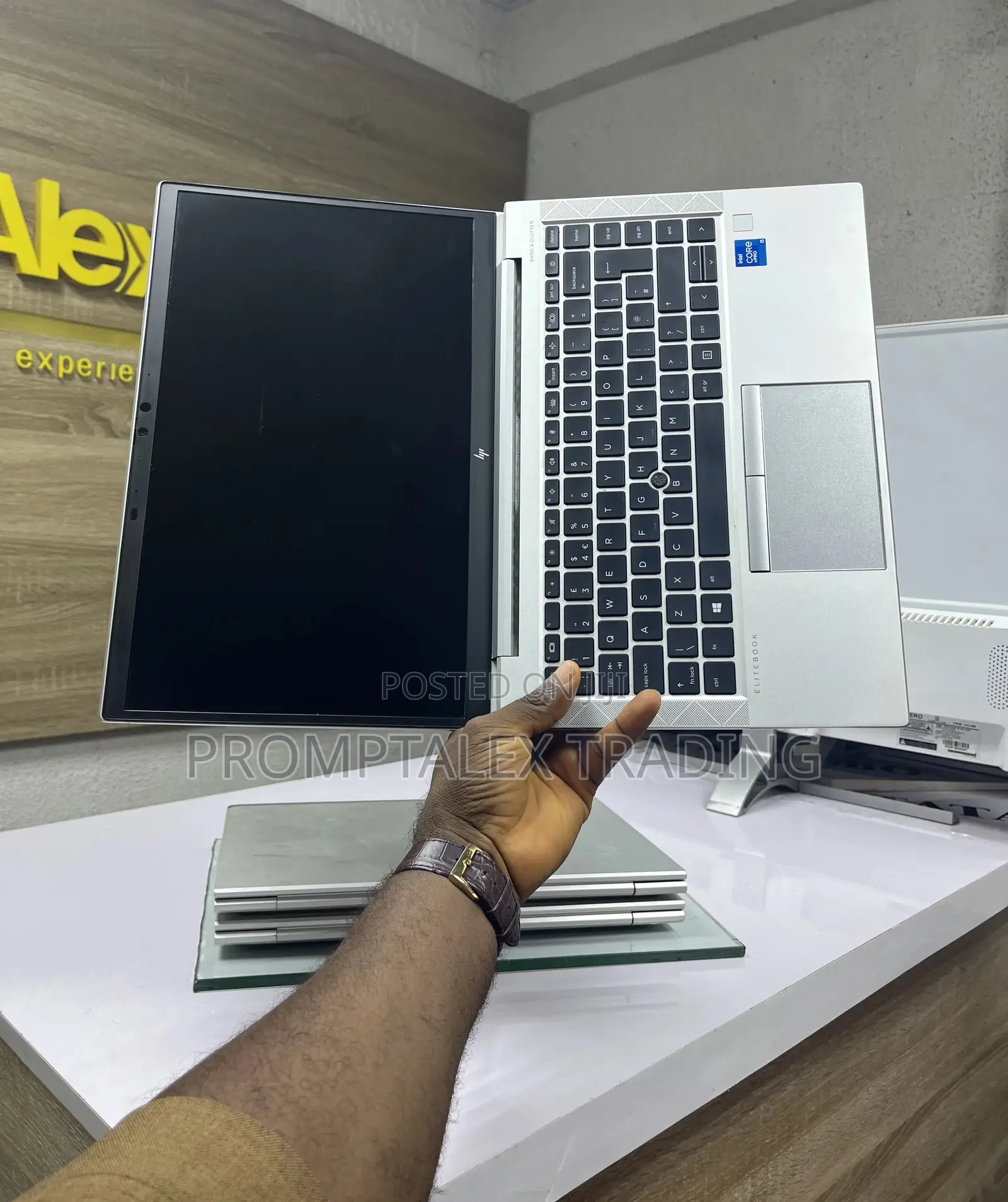 Laptop HP EliteBook 840 G8 8GB Intel Core i5 SSD 256GB