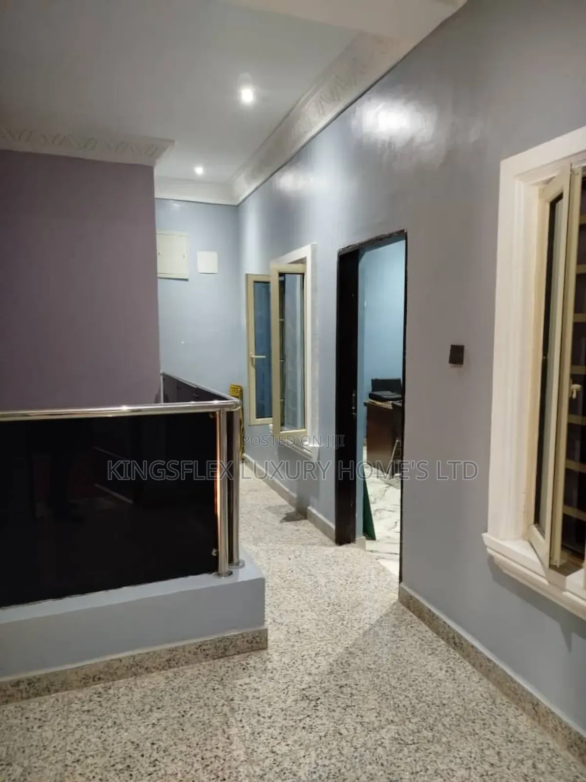 5bdrm Bungalow in Efab Estate Gwarinpa for sale