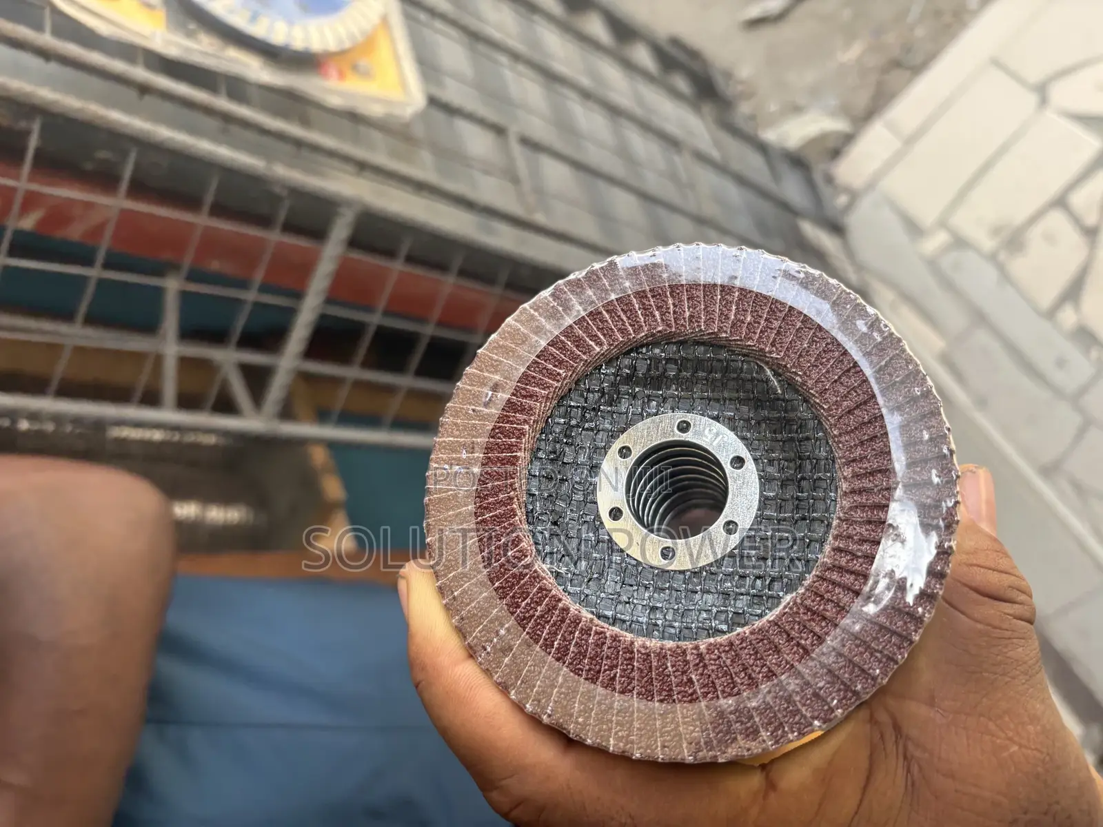 Flap Disc Size: 41⁄2 Inches