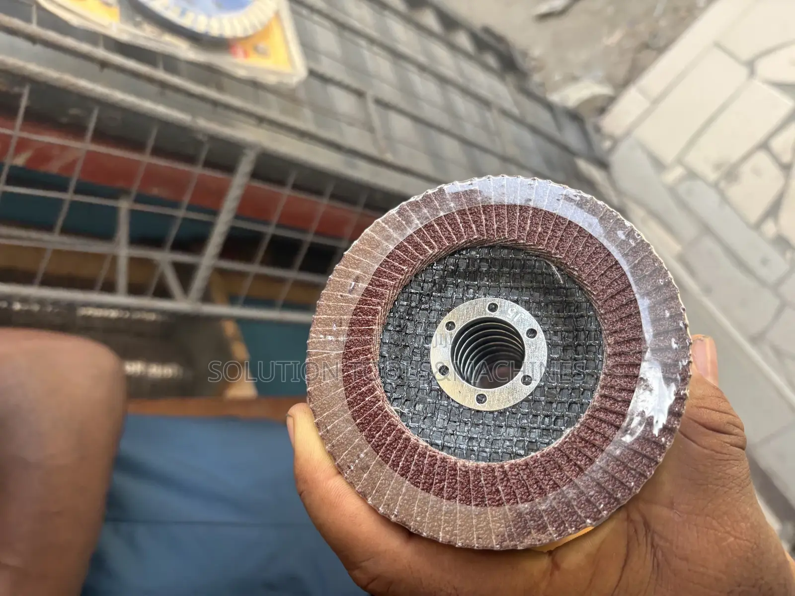 Flap Disc Size: 41⁄2 Inches