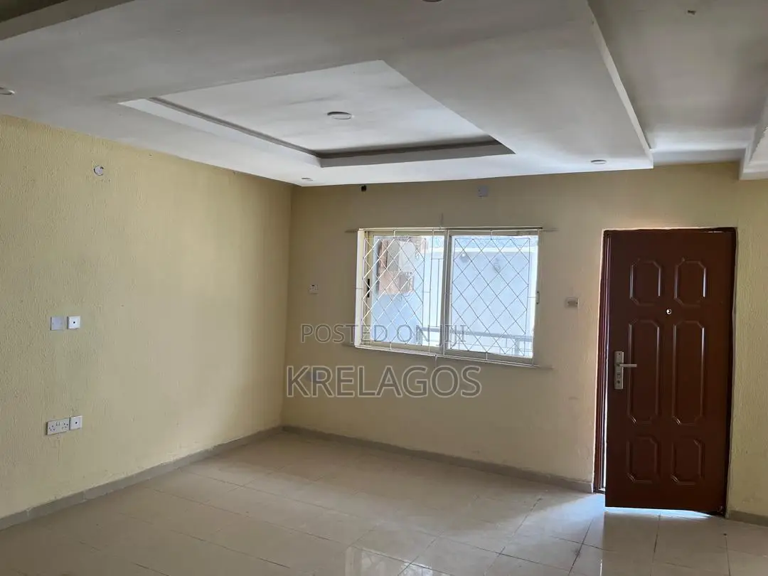 4bdrm Duplex in Sangotedo for sale