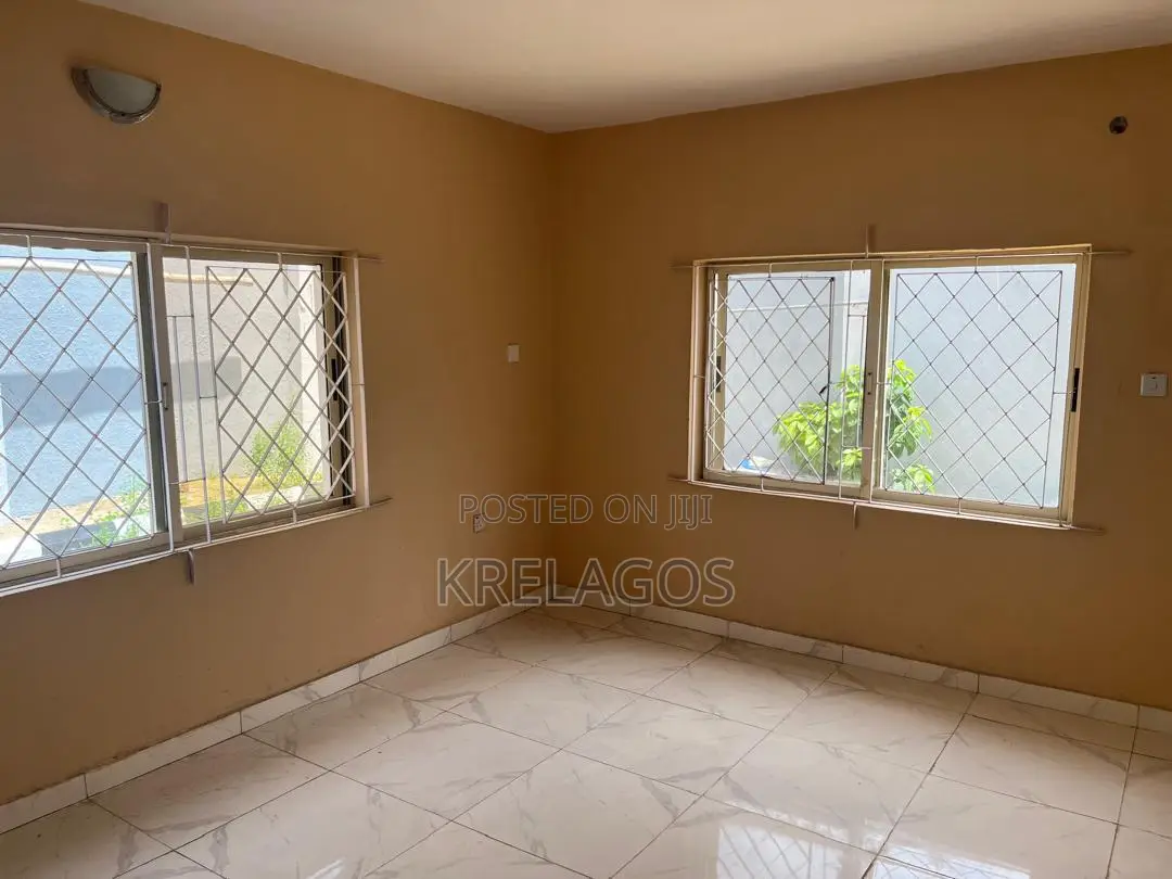 4bdrm Duplex in Sangotedo for sale
