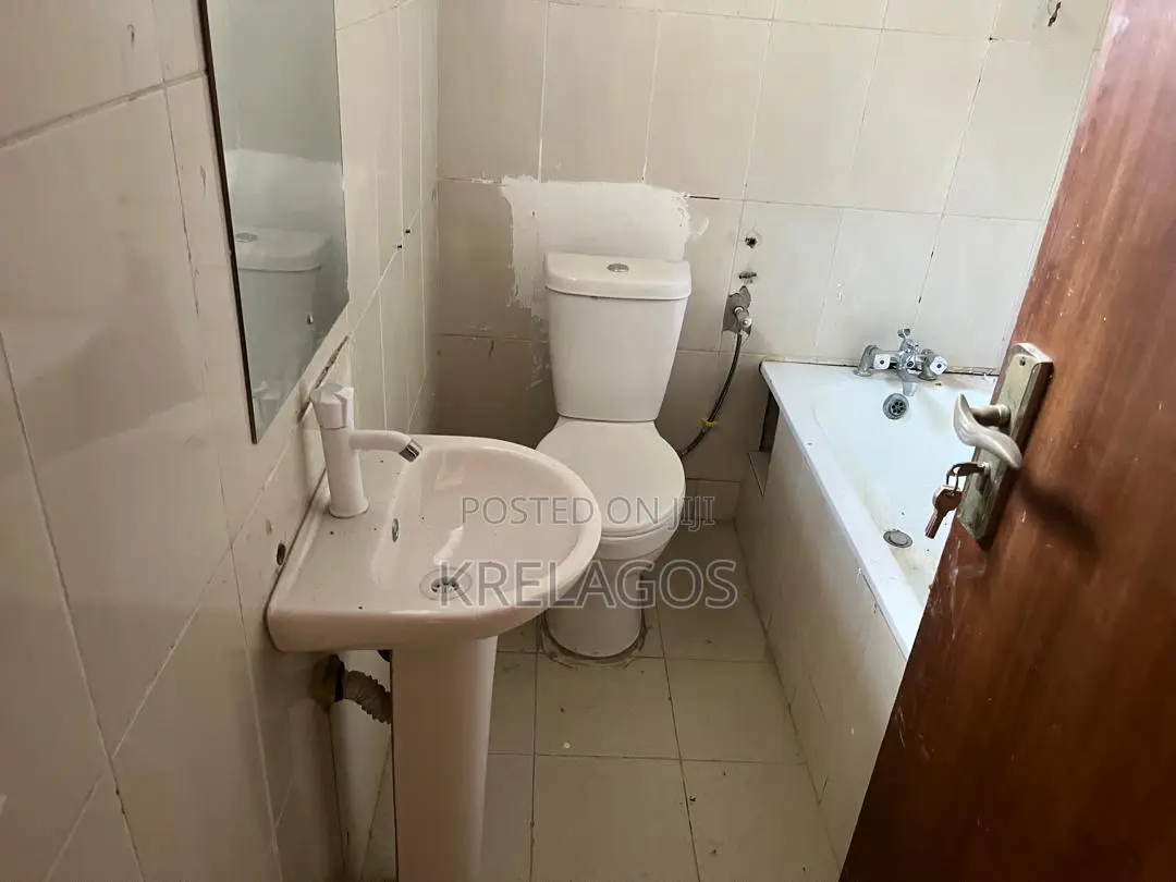 4bdrm Duplex in Sangotedo for sale