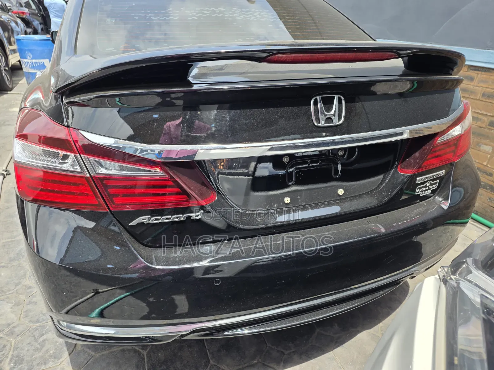 Honda Accord Touring 4dr Sedan FWD (3.5L 6cyl 6A) 2016 Black