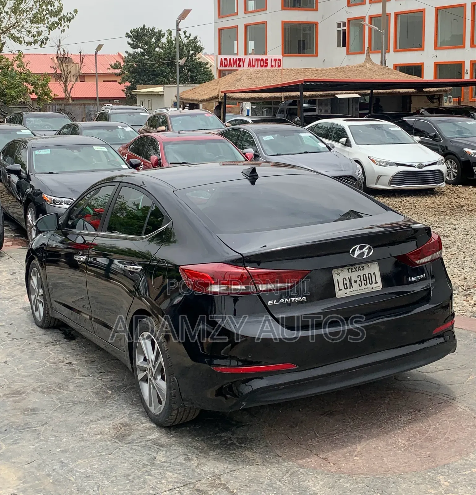 Hyundai Elantra 2018 Black