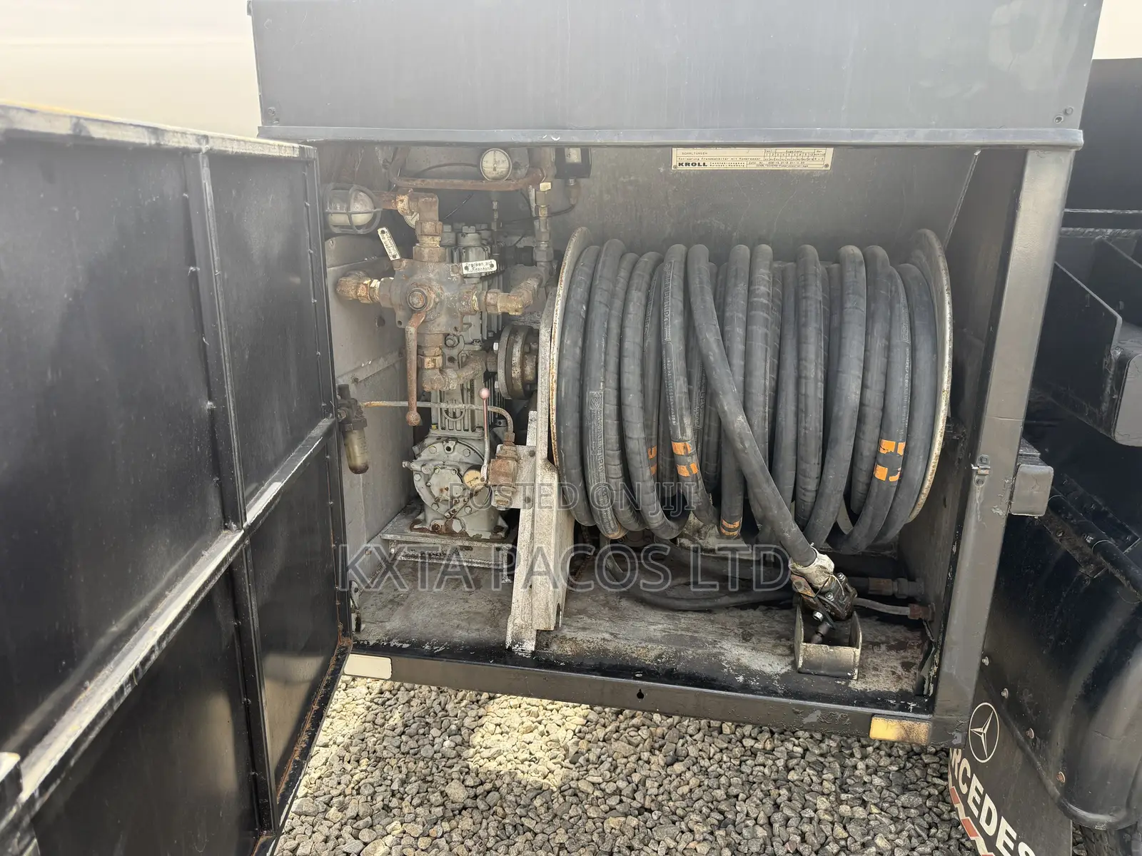 Gas Truck 9tons LPG Bobtail Gas Tank Truck