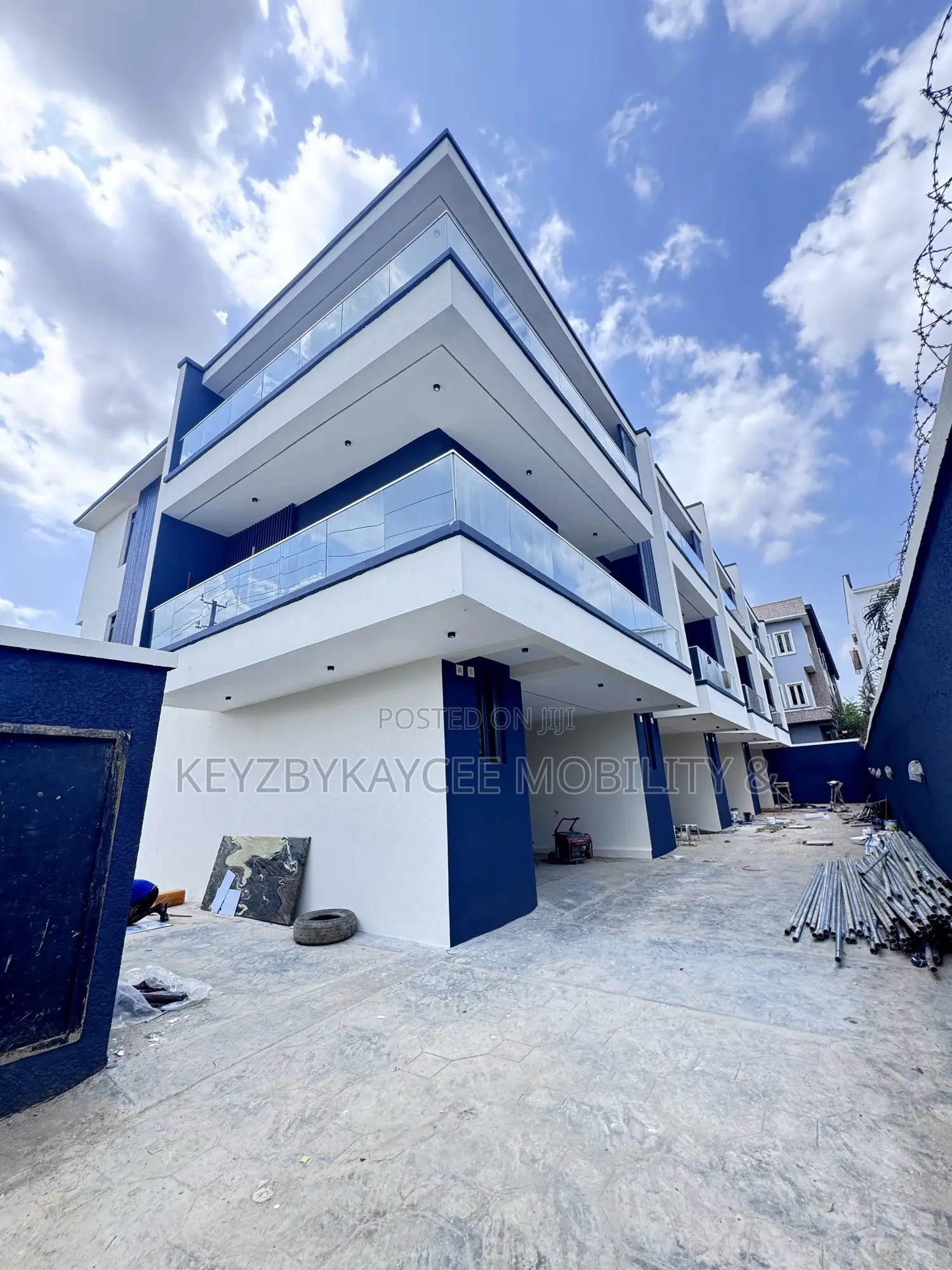 4bdrm Duplex in Ogudu Gra for sale