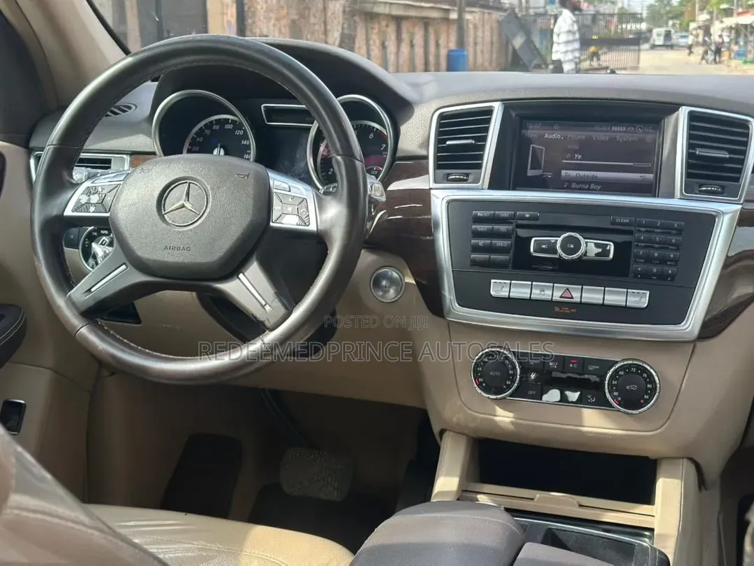 Mercedes-Benz M Class ML 350 4Matic 2013 White