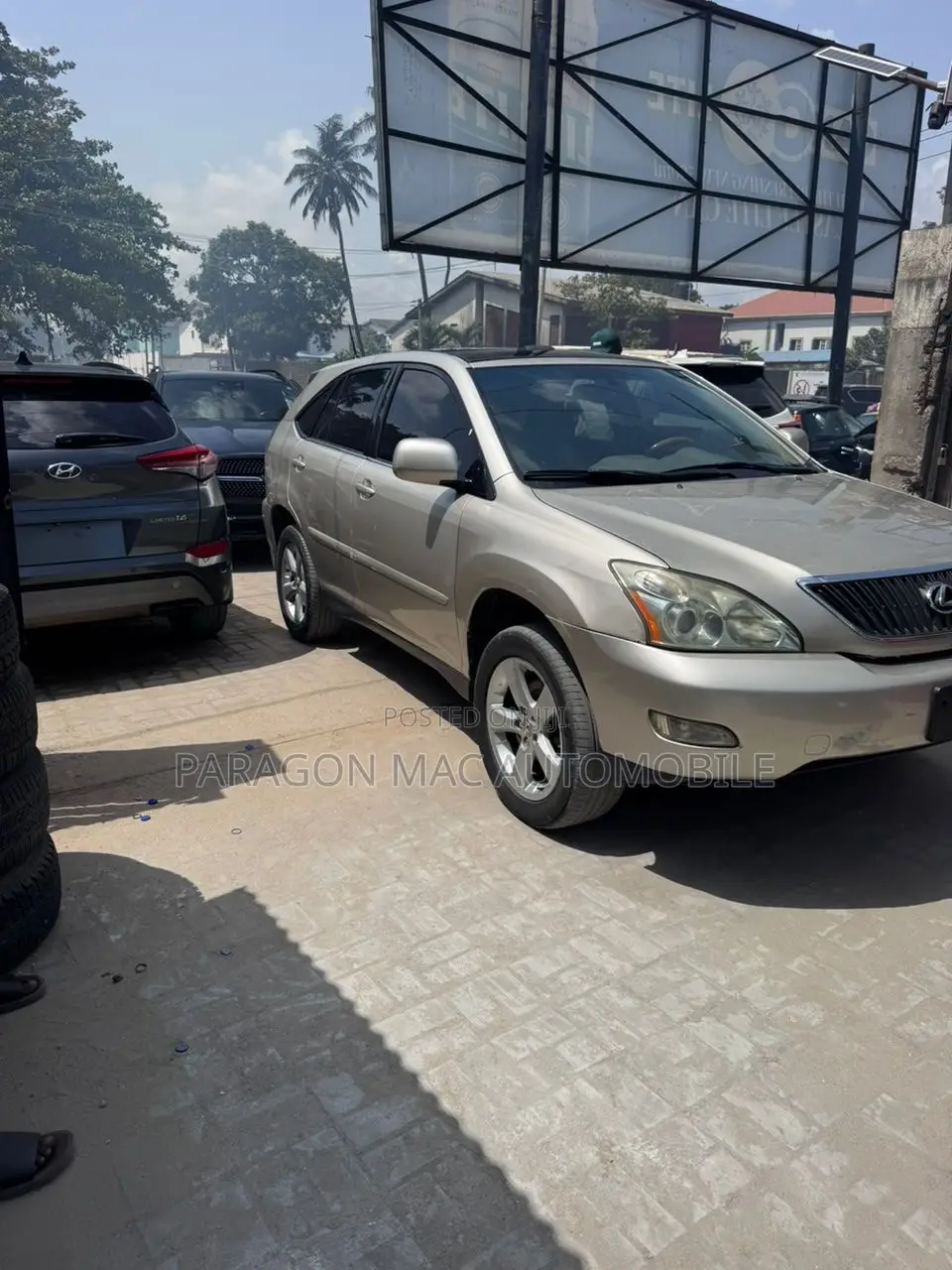 Lexus RX 330 2005 Gold