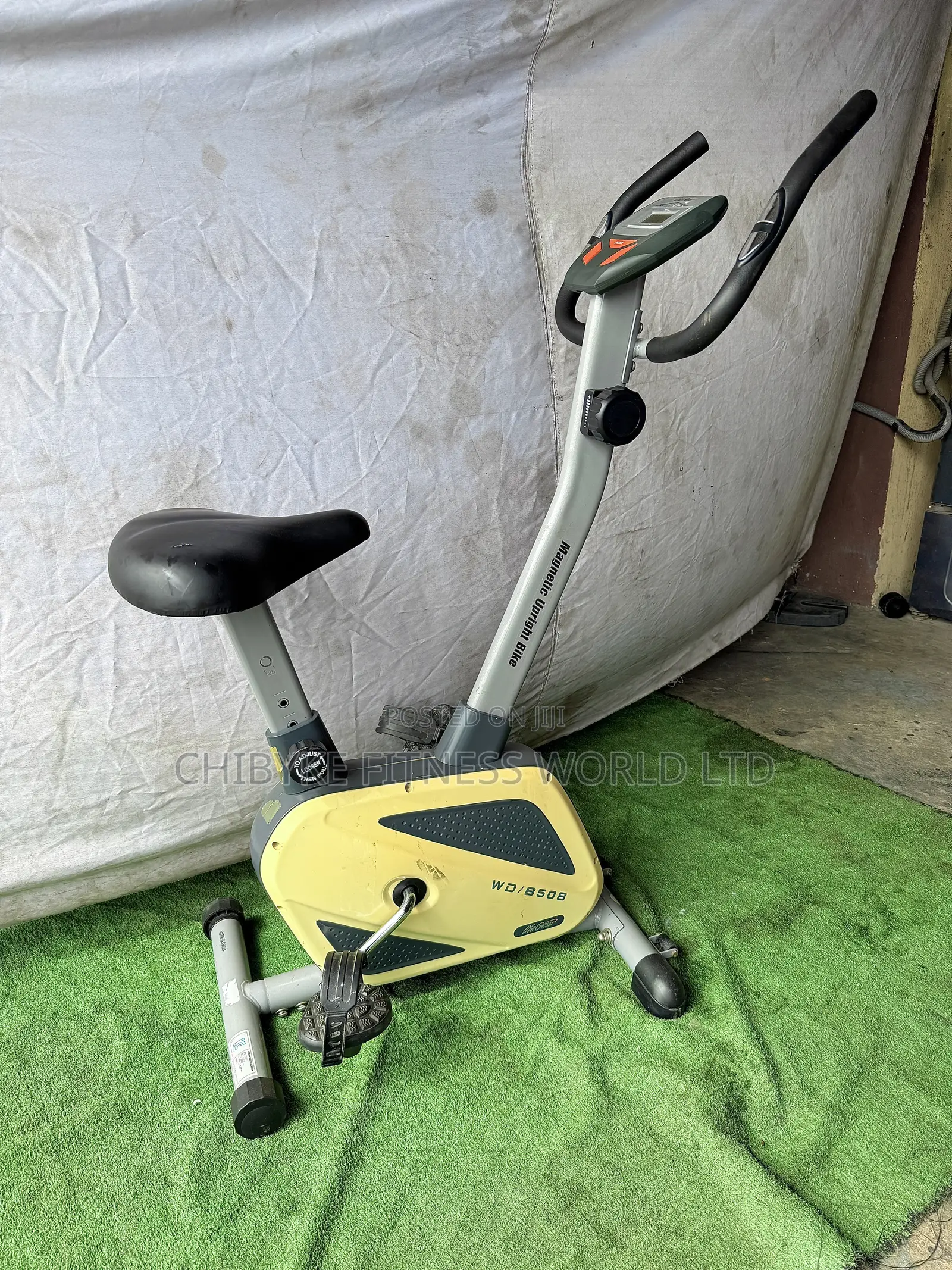 Life Gear Exercise Bike