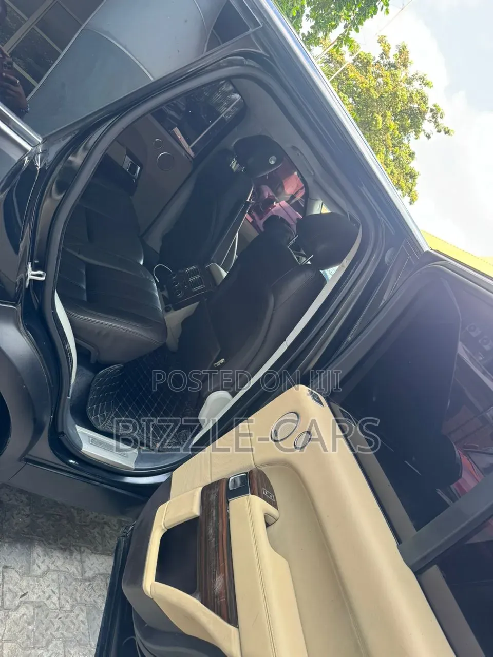 Land Rover Range Rover Vogue 2014 Black