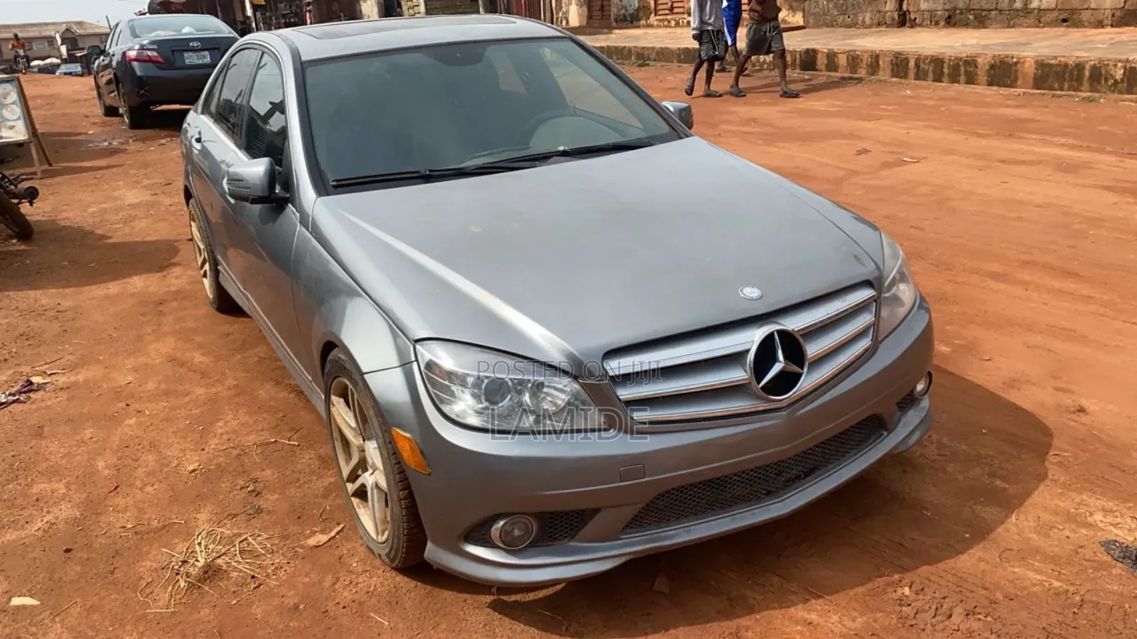 Mercedes-Benz C250 2011 Gray