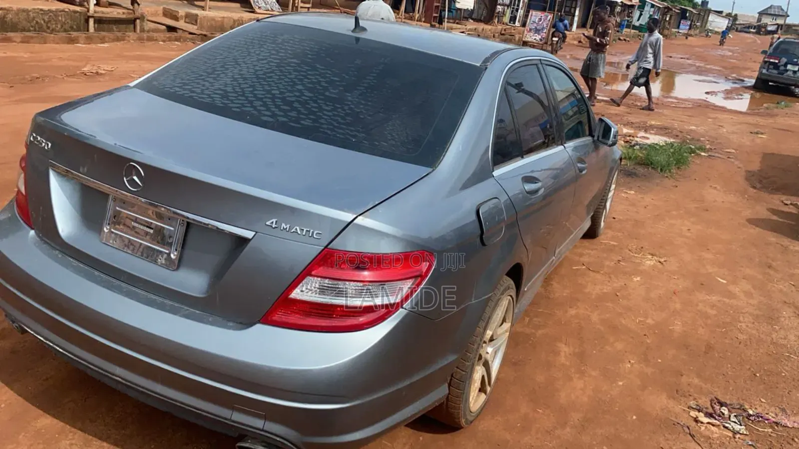 Mercedes-Benz C250 2011 Gray