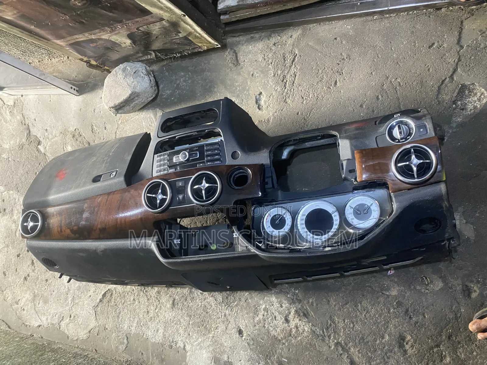 Complete Dashboard for GLK 2015 Model