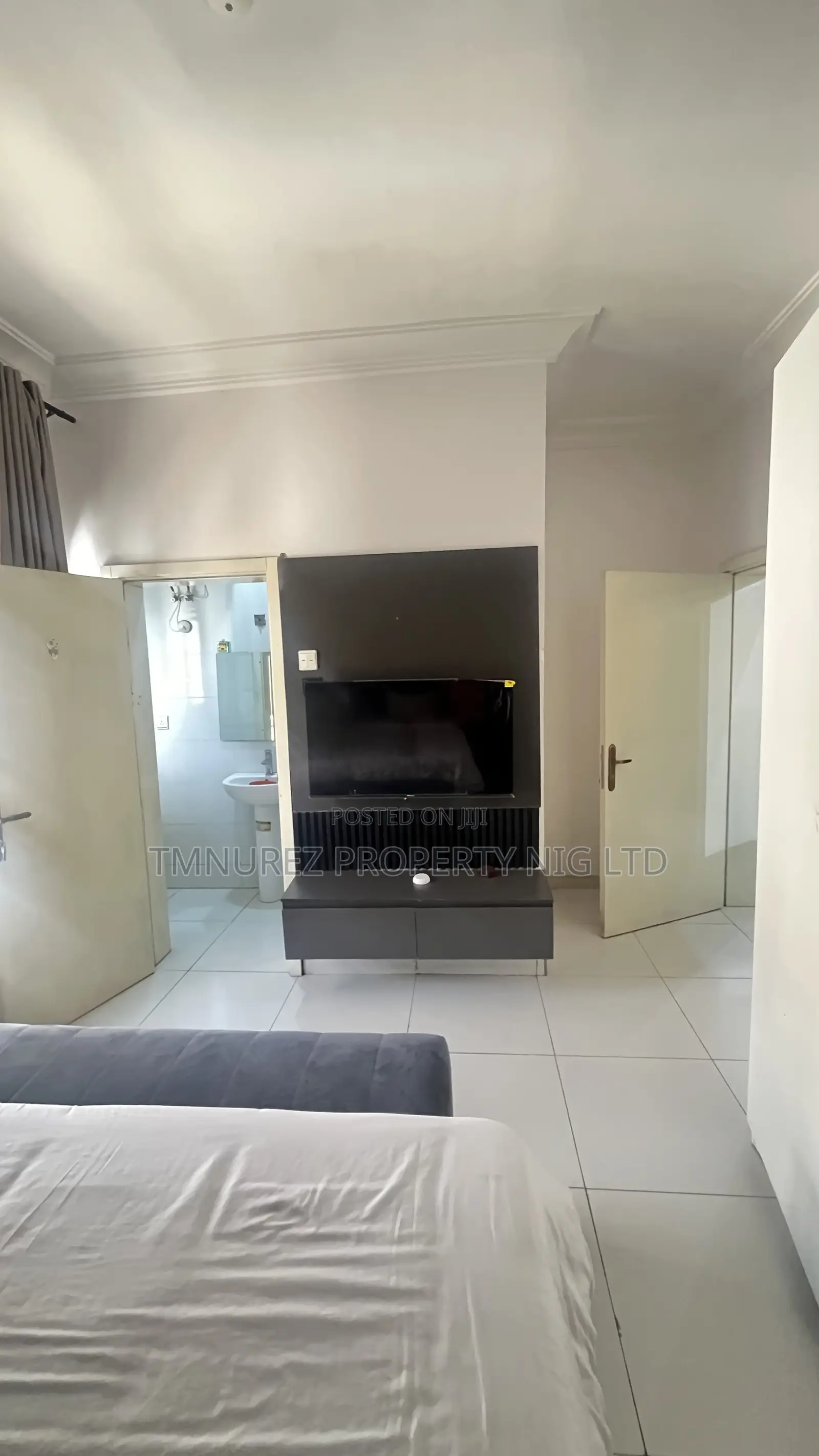 Furnished 2bdrm Apartment in Lekki Phase 1 for rent
