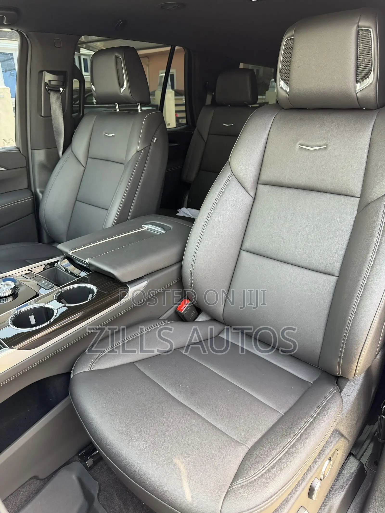 Cadillac Escalade 4WD 4dr Luxury 2025 Black