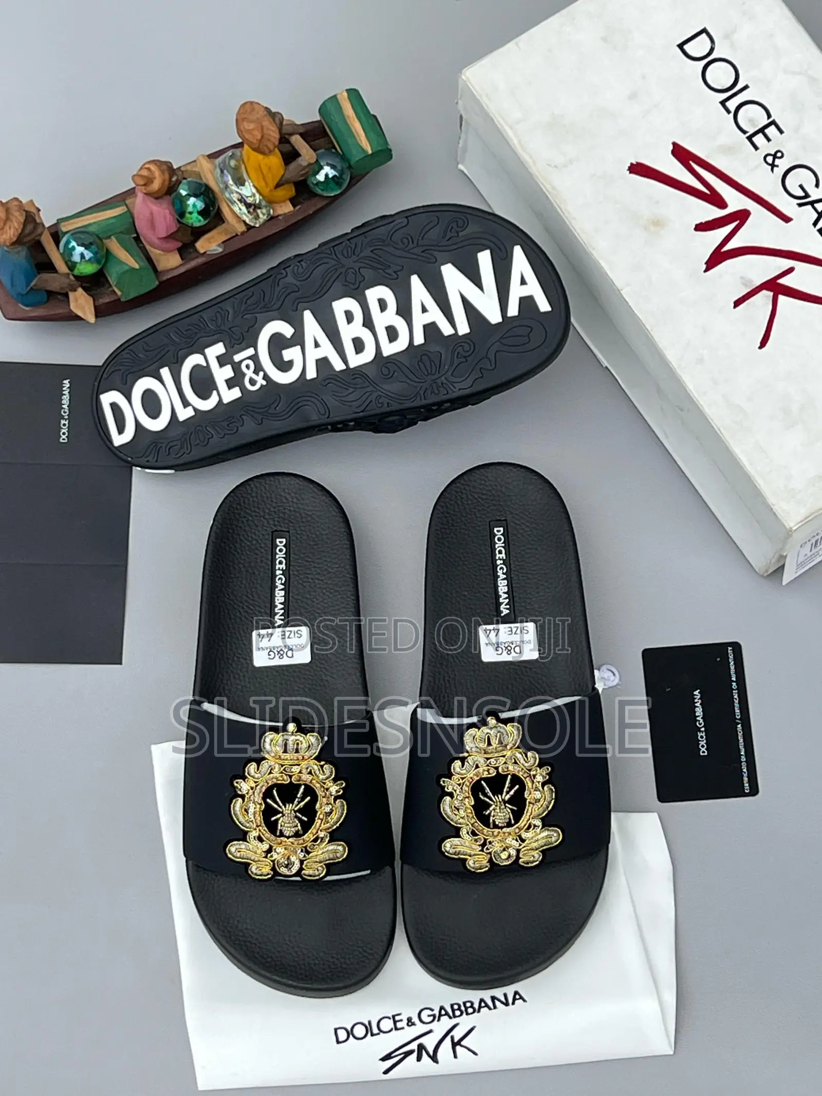D G Gold Emblem Crown Slides