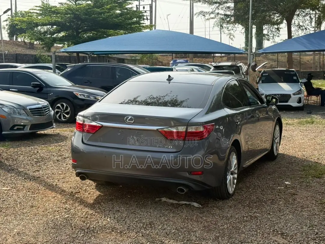 Lexus ES 350 FWD 2013 Gray