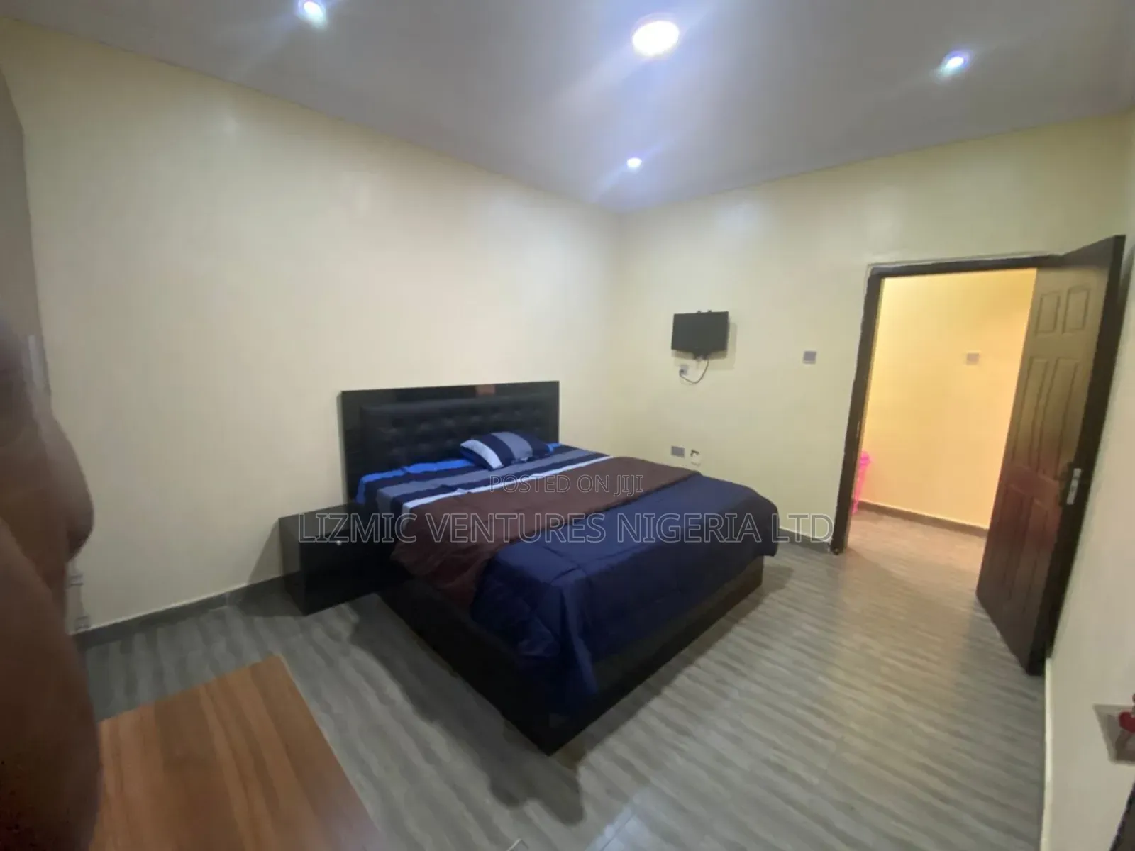 Furnished 3bdrm Apartment in Adeniyi Jones for rent