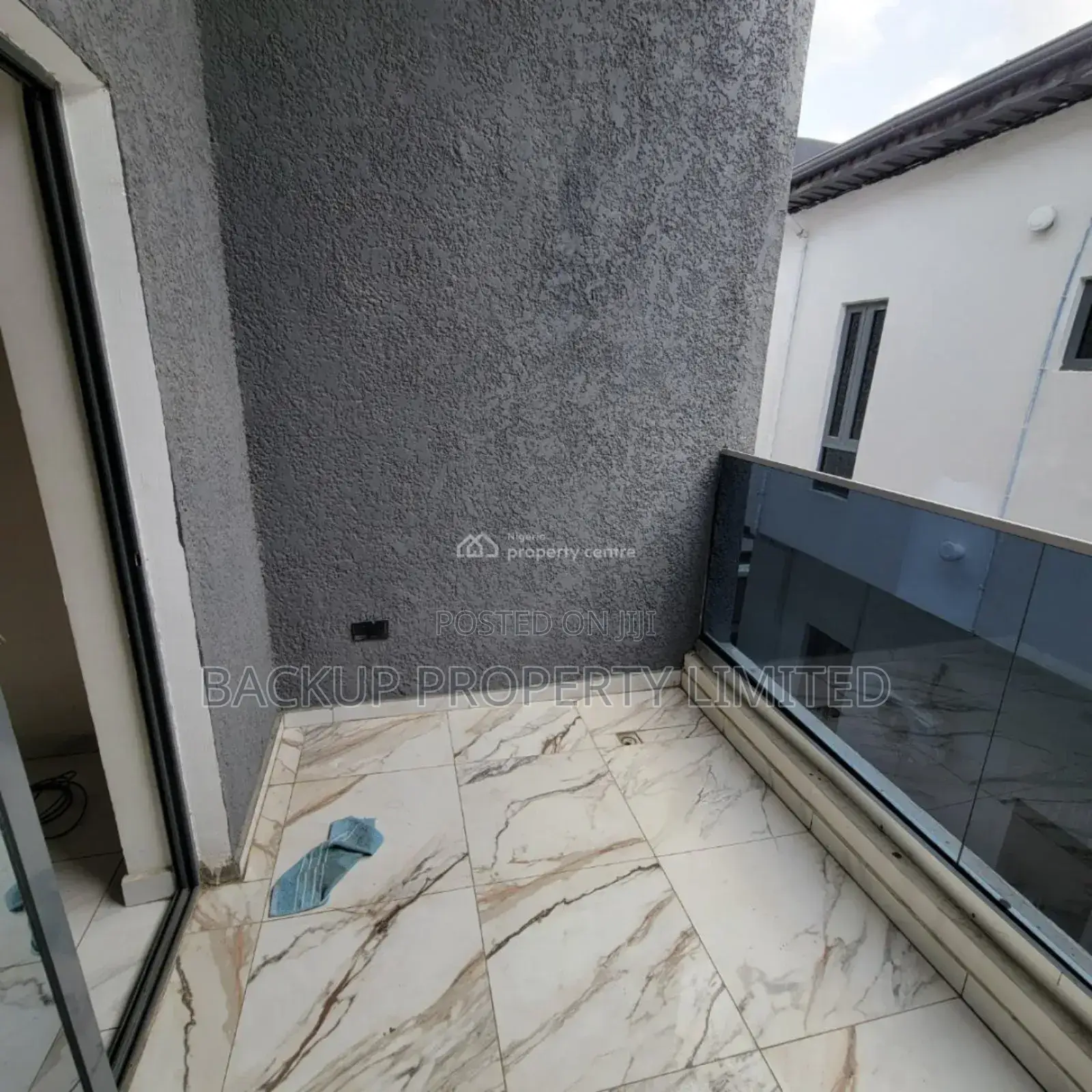 4bdrm Duplex in Lekki Palmcity for rent